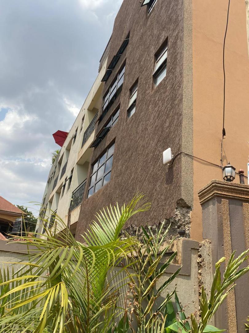 Javelin Hotel , Kampala, Uganda Tula Екстериор снимка
