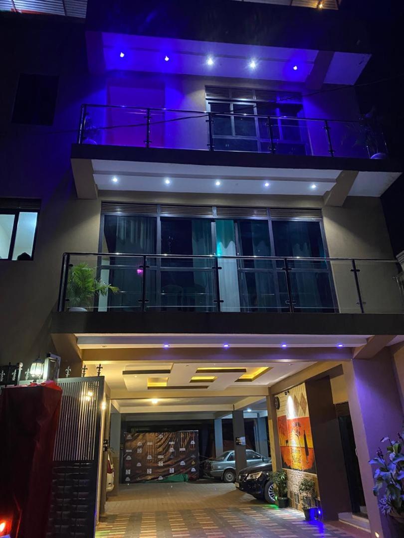Javelin Hotel , Kampala, Uganda Tula Екстериор снимка